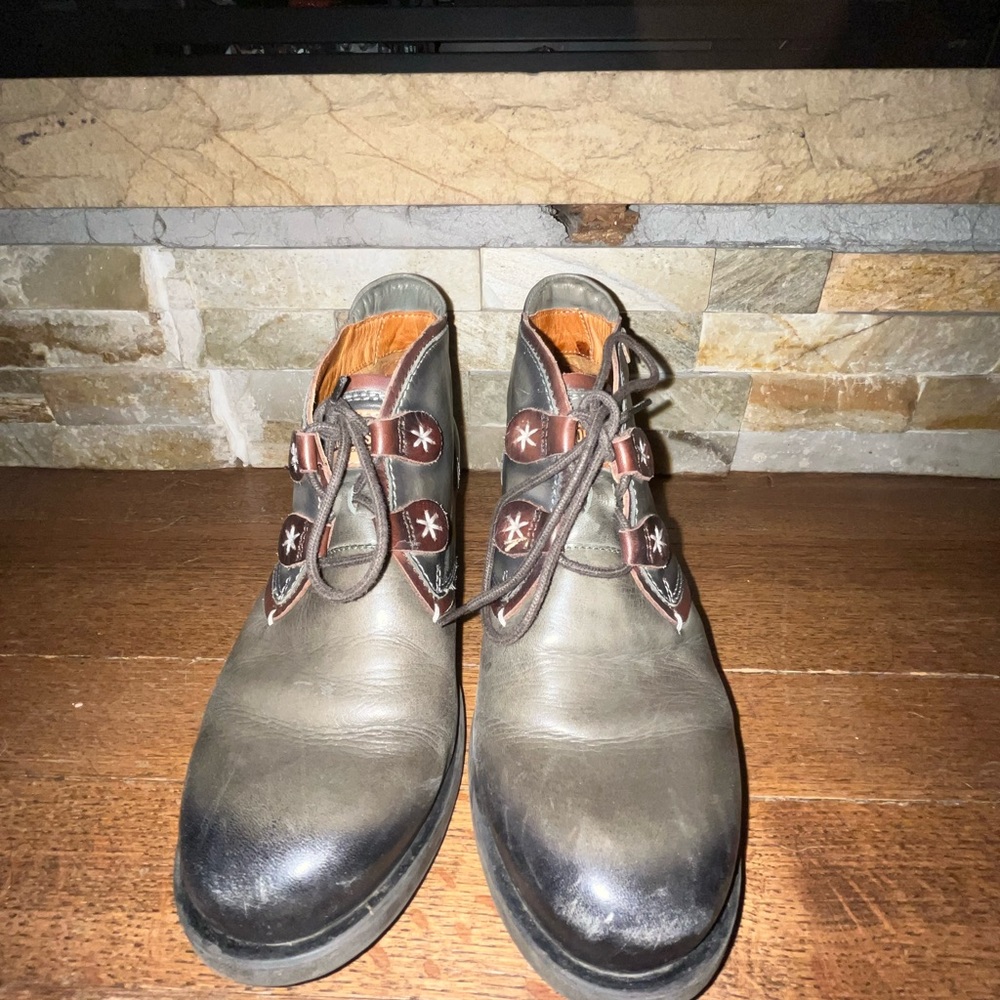 Pikolinos Le Mans Olive Green Ankle Booties